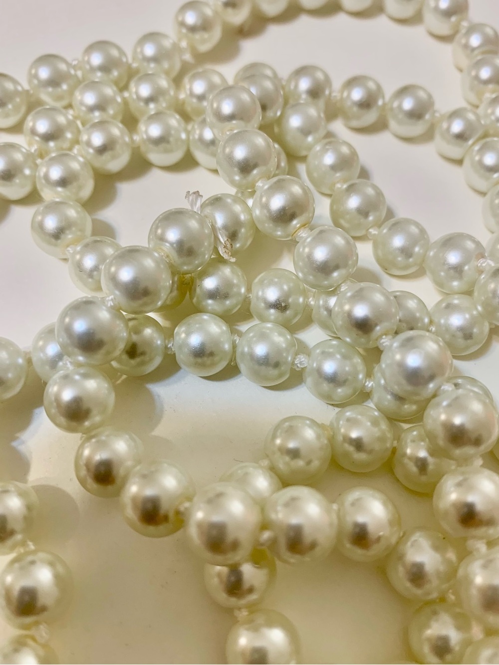 Lustrous Cream Pearl Necklace – Timeless Women’s Jewelry